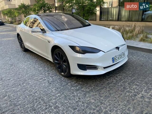 Белый Тесла Модель С, объемом двигателя 0 л и пробегом 199 тыс. км за 15500 $, фото 1 на Automoto.ua