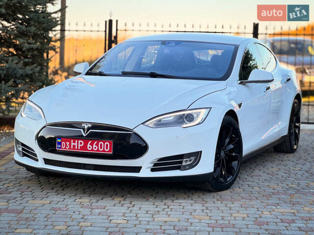 Білий Тесла Модель С, об'ємом двигуна 0 л та пробігом 189 тис. км за 12900 $, фото 1 на Automoto.ua