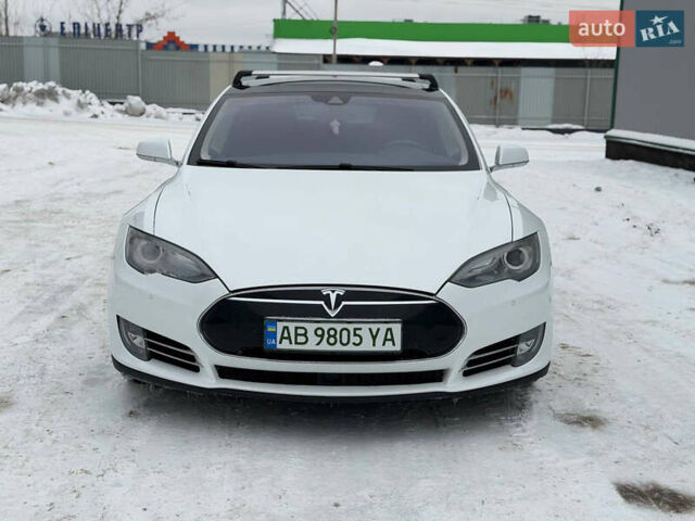 Білий Тесла Модель С, об'ємом двигуна 0 л та пробігом 110 тис. км за 14000 $, фото 1 на Automoto.ua