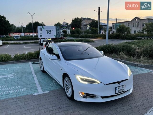 Белый Тесла Модель С, объемом двигателя 0 л и пробегом 149 тыс. км за 18000 $, фото 1 на Automoto.ua
