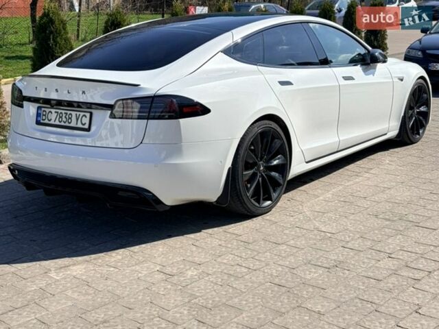 Белый Тесла Модель С, объемом двигателя 0 л и пробегом 132 тыс. км за 20700 $, фото 1 на Automoto.ua