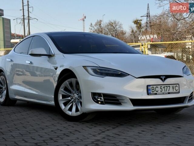 Белый Тесла Модель С, объемом двигателя 0 л и пробегом 92 тыс. км за 17999 $, фото 1 на Automoto.ua