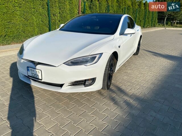 Білий Тесла Модель С, об'ємом двигуна 0 л та пробігом 264 тис. км за 17500 $, фото 1 на Automoto.ua