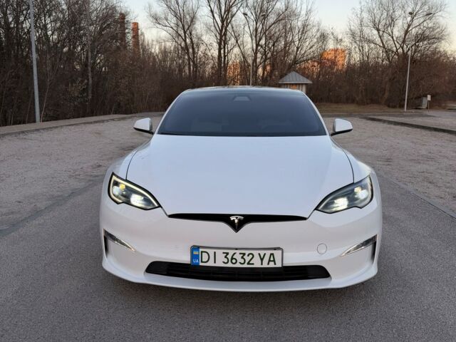 Белый Тесла Модель С, объемом двигателя 0 л и пробегом 45 тыс. км за 35000 $, фото 1 на Automoto.ua