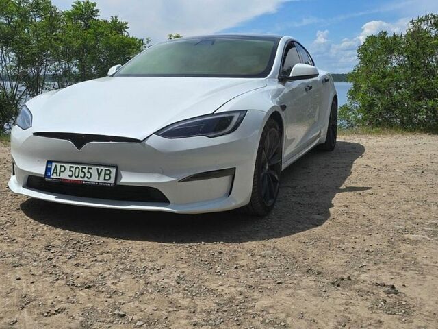 Білий Тесла Модель С, об'ємом двигуна 0 л та пробігом 92 тис. км за 30500 $, фото 1 на Automoto.ua