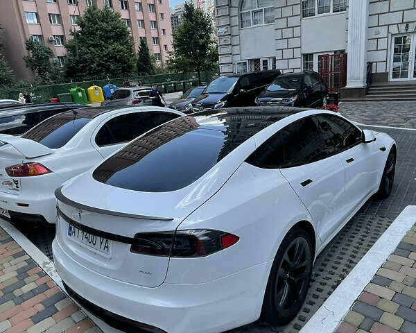 Белый Тесла Модель С, объемом двигателя 0 л и пробегом 37 тыс. км за 55000 $, фото 1 на Automoto.ua
