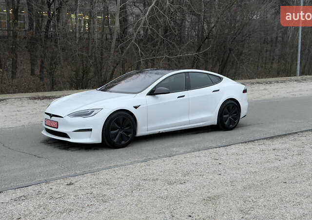 Белый Тесла Модель С, объемом двигателя 0 л и пробегом 42 тыс. км за 35500 $, фото 1 на Automoto.ua