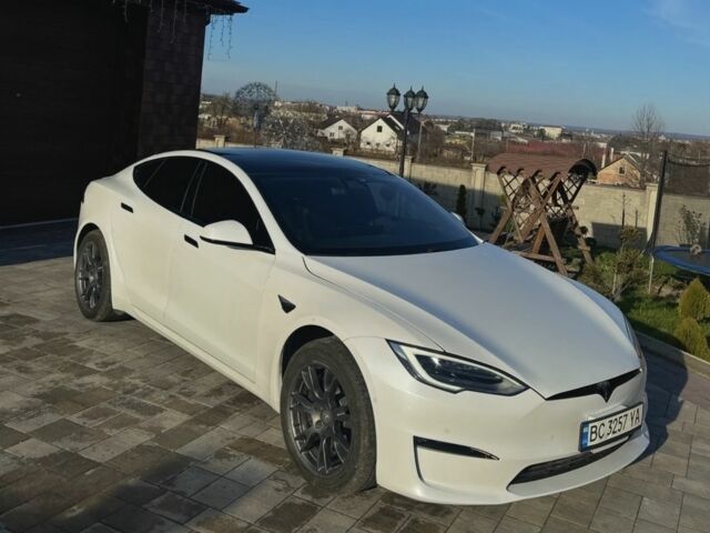 Білий Тесла Модель С, об'ємом двигуна 0 л та пробігом 23 тис. км за 35000 $, фото 1 на Automoto.ua