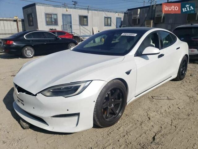Белый Тесла Модель С, объемом двигателя 0 л и пробегом 98 тыс. км за 8550 $, фото 1 на Automoto.ua