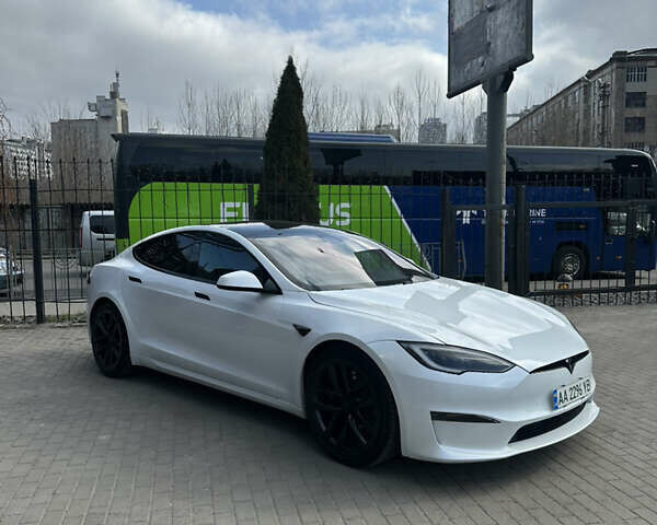 Білий Тесла Модель С, об'ємом двигуна 0 л та пробігом 37 тис. км за 49000 $, фото 1 на Automoto.ua