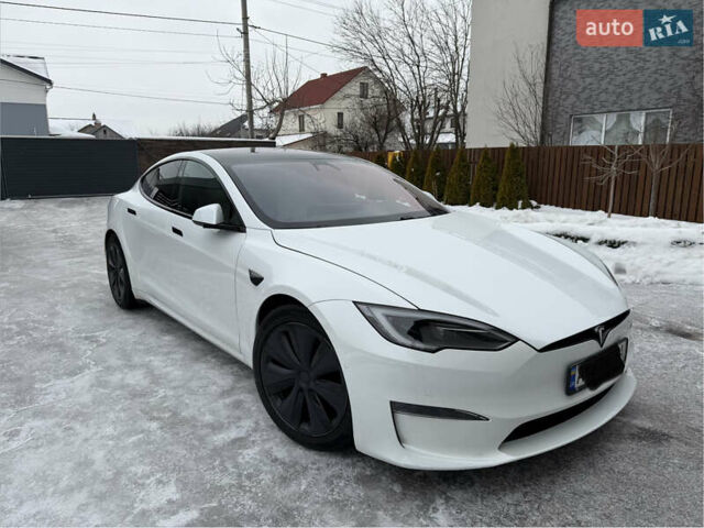 Белый Тесла Модель С, объемом двигателя 0 л и пробегом 35 тыс. км за 40000 $, фото 1 на Automoto.ua