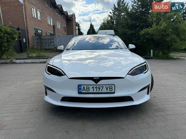 Білий Тесла Модель С, об'ємом двигуна 0 л та пробігом 70 тис. км за 37200 $, фото 1 на Automoto.ua