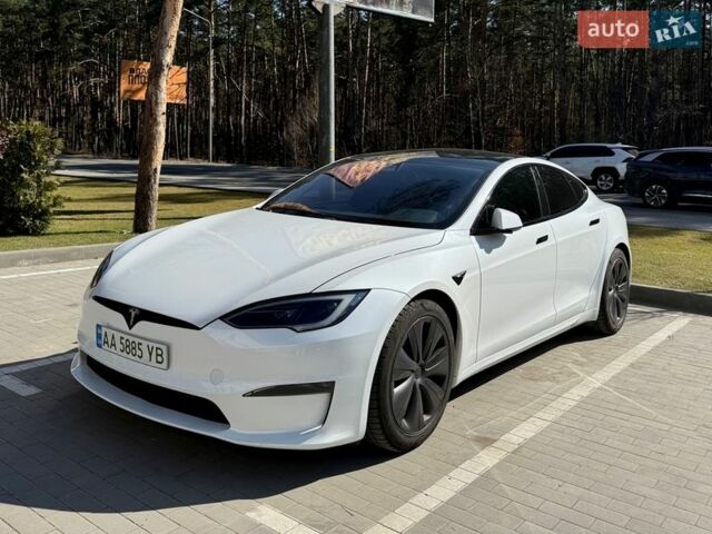 Білий Тесла Модель С, об'ємом двигуна 0 л та пробігом 54 тис. км за 43000 $, фото 1 на Automoto.ua