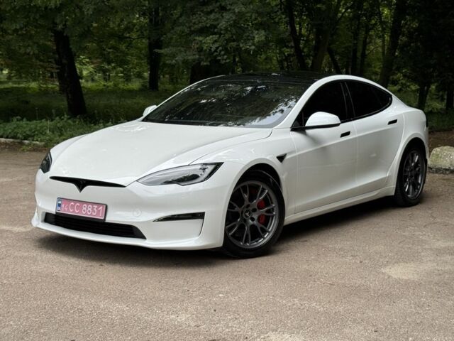 Білий Тесла Модель С, об'ємом двигуна 0 л та пробігом 25 тис. км за 47000 $, фото 1 на Automoto.ua