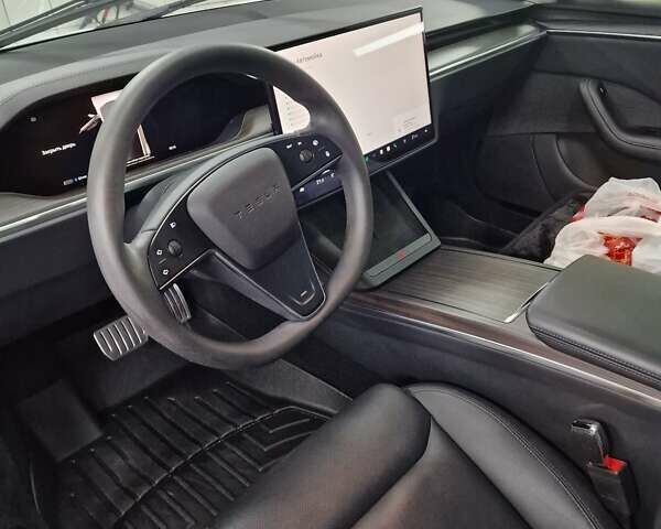 Белый Тесла Модель С, объемом двигателя 0 л и пробегом 61 тыс. км за 47500 $, фото 1 на Automoto.ua