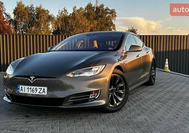 Бежевий Тесла Модель С, об'ємом двигуна 0 л та пробігом 230 тис. км за 15900 $, фото 1 на Automoto.ua