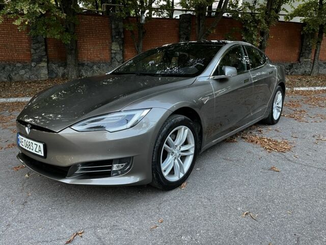 Бежевий Тесла Модель С, об'ємом двигуна 0 л та пробігом 121 тис. км за 21200 $, фото 1 на Automoto.ua