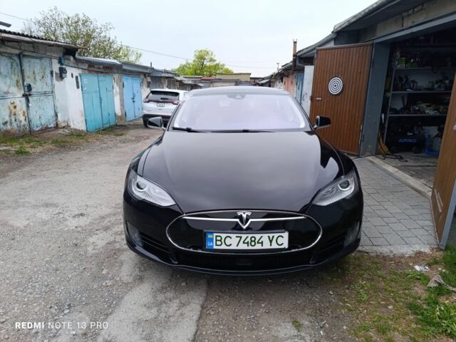Черный Тесла Модель С, объемом двигателя 0 л и пробегом 163 тыс. км за 12800 $, фото 1 на Automoto.ua