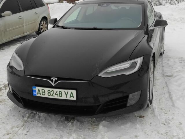 Черный Тесла Модель С, объемом двигателя 0 л и пробегом 155 тыс. км за 15500 $, фото 1 на Automoto.ua