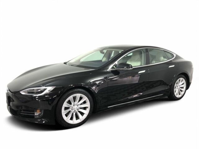 Чорний Тесла Модель С, об'ємом двигуна 0 л та пробігом 110 тис. км за 17000 $, фото 1 на Automoto.ua