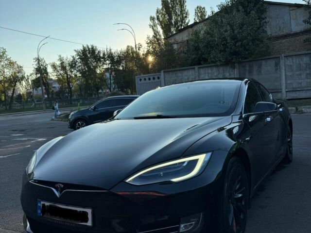 Черный Тесла Модель С, объемом двигателя 0 л и пробегом 99 тыс. км за 22256 $, фото 1 на Automoto.ua