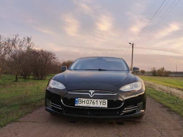 Чорний Тесла Модель С, об'ємом двигуна 0 л та пробігом 162 тис. км за 9500 $, фото 1 на Automoto.ua