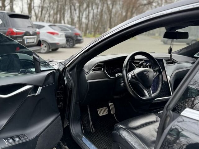 Чорний Тесла Модель С, об'ємом двигуна 0 л та пробігом 290 тис. км за 11000 $, фото 1 на Automoto.ua