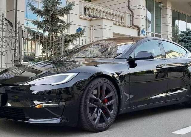 Черный Тесла Модель С, объемом двигателя 0 л и пробегом 2 тыс. км за 36000 $, фото 1 на Automoto.ua