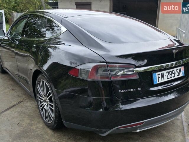 Черный Тесла Модель С, объемом двигателя 0 л и пробегом 245 тыс. км за 12900 $, фото 1 на Automoto.ua