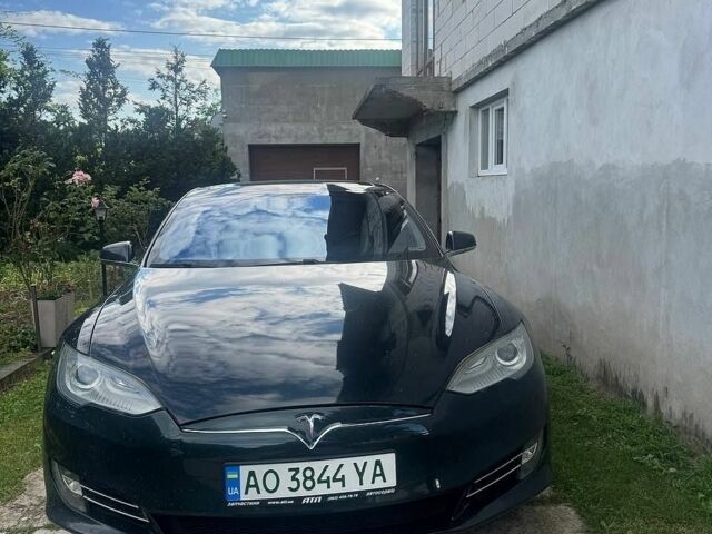 Черный Тесла Модель С, объемом двигателя 0 л и пробегом 250 тыс. км за 11200 $, фото 1 на Automoto.ua