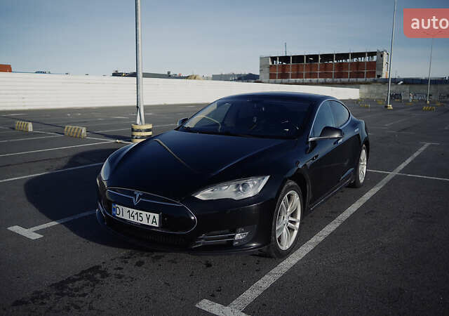Чорний Тесла Модель С, об'ємом двигуна 0 л та пробігом 185 тис. км за 11500 $, фото 1 на Automoto.ua