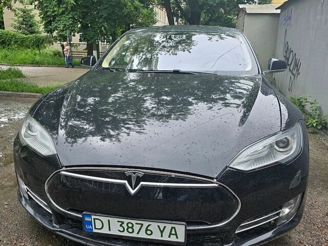 Чорний Тесла Модель С, об'ємом двигуна 0 л та пробігом 166 тис. км за 9000 $, фото 1 на Automoto.ua