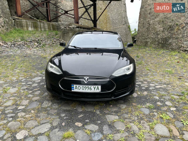 Черный Тесла Модель С, объемом двигателя 0 л и пробегом 210 тыс. км за 23500 $, фото 1 на Automoto.ua