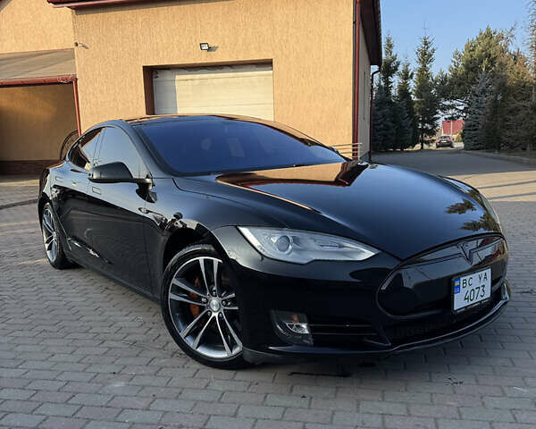 Черный Тесла Модель С, объемом двигателя 0 л и пробегом 97 тыс. км за 15500 $, фото 1 на Automoto.ua