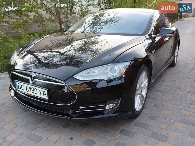 Черный Тесла Модель С, объемом двигателя 0 л и пробегом 161 тыс. км за 11500 $, фото 1 на Automoto.ua