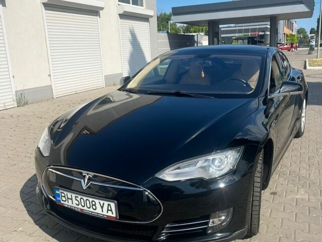 Черный Тесла Модель С, объемом двигателя 0 л и пробегом 152 тыс. км за 11650 $, фото 1 на Automoto.ua