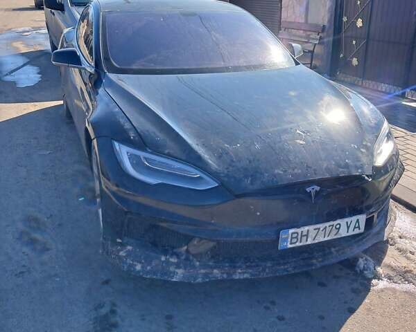 Чорний Тесла Модель С, об'ємом двигуна 0 л та пробігом 150 тис. км за 9999 $, фото 1 на Automoto.ua