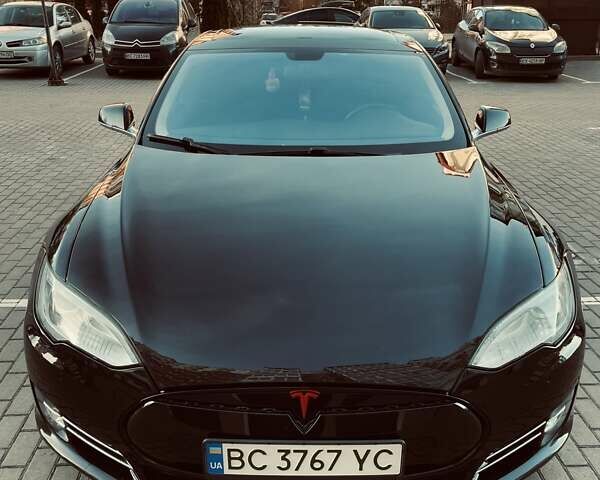 Черный Тесла Модель С, объемом двигателя 0 л и пробегом 302 тыс. км за 13500 $, фото 1 на Automoto.ua