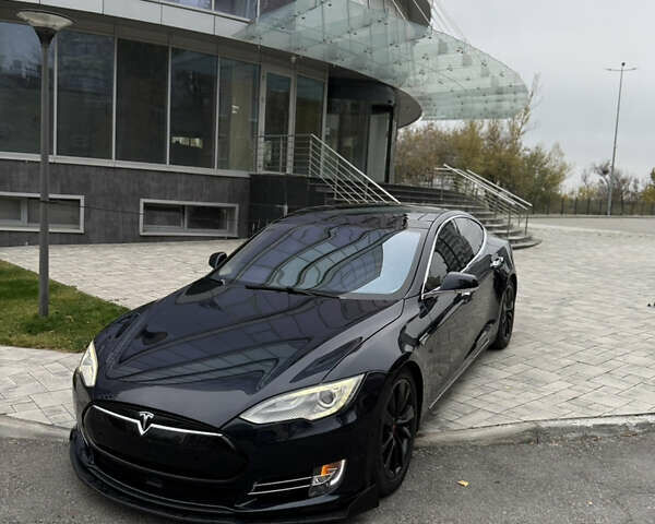 Чорний Тесла Модель С, об'ємом двигуна 0 л та пробігом 260 тис. км за 18000 $, фото 1 на Automoto.ua