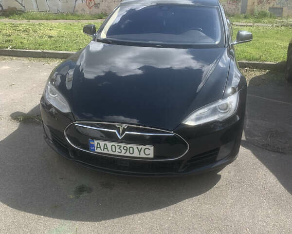 Черный Тесла Модель С, объемом двигателя 0 л и пробегом 170 тыс. км за 15500 $, фото 1 на Automoto.ua