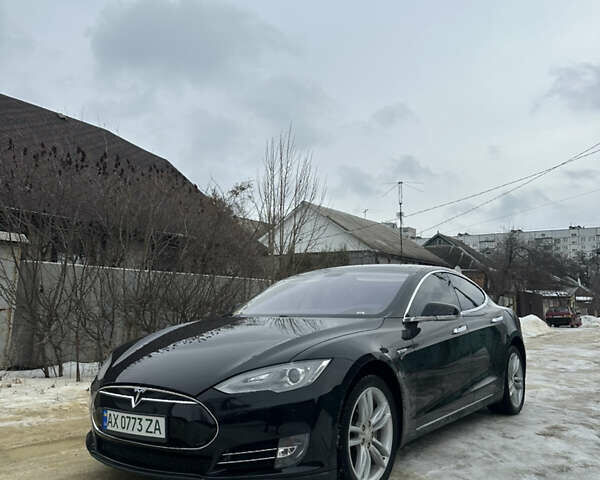 Чорний Тесла Модель С, об'ємом двигуна 0 л та пробігом 104 тис. км за 13000 $, фото 1 на Automoto.ua