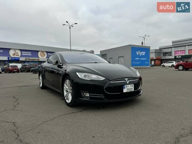 Черный Тесла Модель С, объемом двигателя 0 л и пробегом 228 тыс. км за 12500 $, фото 1 на Automoto.ua