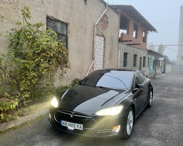 Чорний Тесла Модель С, об'ємом двигуна 0 л та пробігом 180 тис. км за 12000 $, фото 1 на Automoto.ua