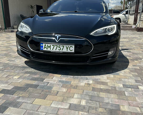 Черный Тесла Модель С, объемом двигателя 0 л и пробегом 220 тыс. км за 12700 $, фото 1 на Automoto.ua