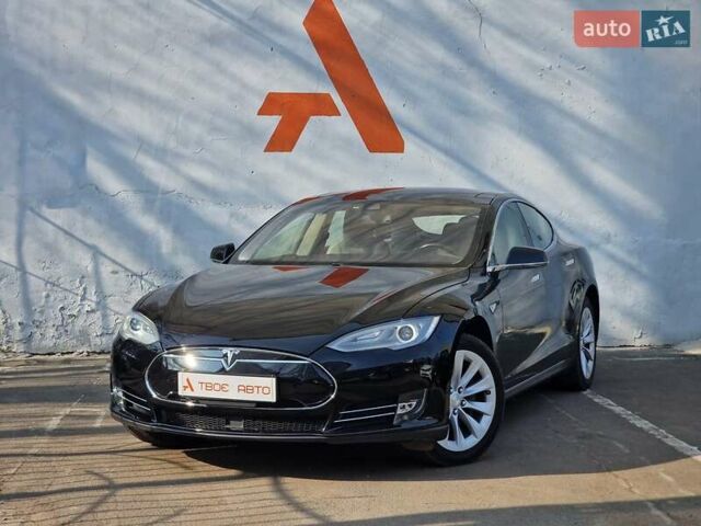 Черный Тесла Модель С, объемом двигателя 0 л и пробегом 60 тыс. км за 17490 $, фото 1 на Automoto.ua