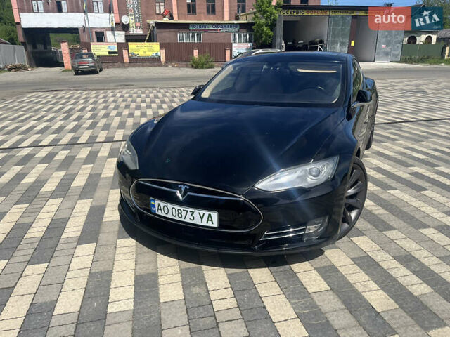 Черный Тесла Модель С, объемом двигателя 0 л и пробегом 159 тыс. км за 14200 $, фото 1 на Automoto.ua
