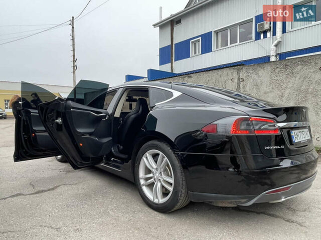 Черный Тесла Модель С, объемом двигателя 0 л и пробегом 210 тыс. км за 12950 $, фото 1 на Automoto.ua