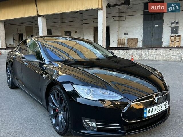 Черный Тесла Модель С, объемом двигателя 0 л и пробегом 117 тыс. км за 13500 $, фото 1 на Automoto.ua