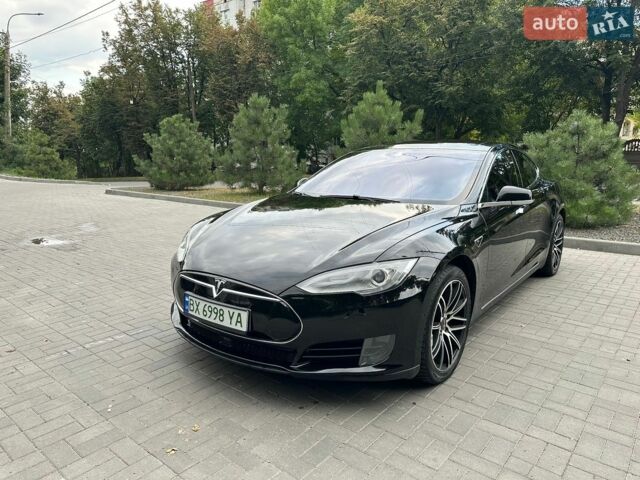 Чорний Тесла Модель С, об'ємом двигуна 0 л та пробігом 195 тис. км за 14600 $, фото 1 на Automoto.ua