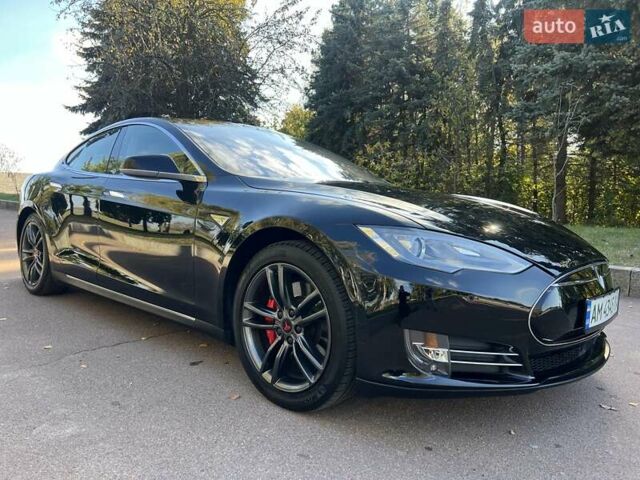 Черный Тесла Модель С, объемом двигателя 0 л и пробегом 108 тыс. км за 19800 $, фото 1 на Automoto.ua